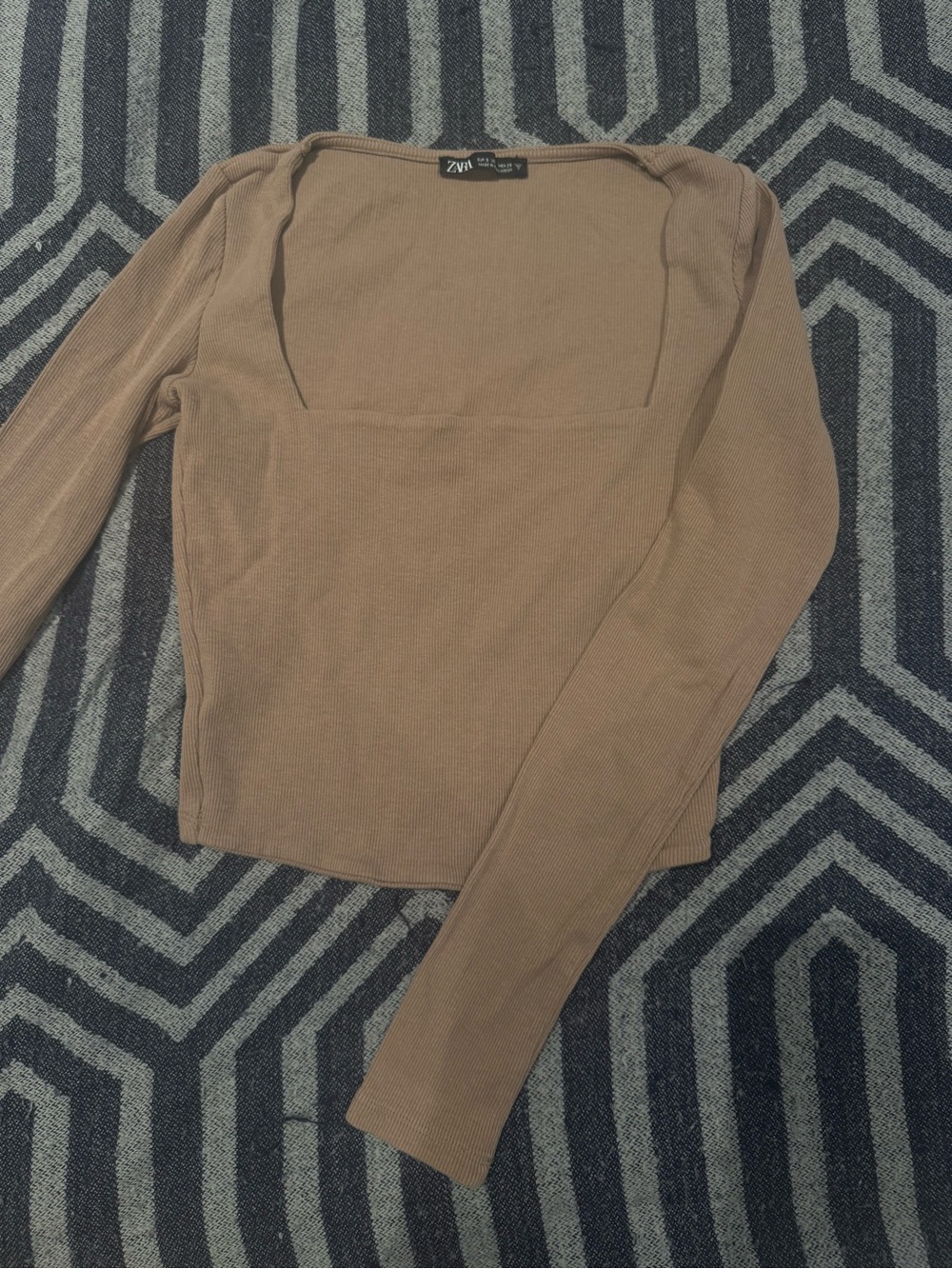 Zara Women's cotton Long-Sleeve Square Neck Ribbed Top in Taupe